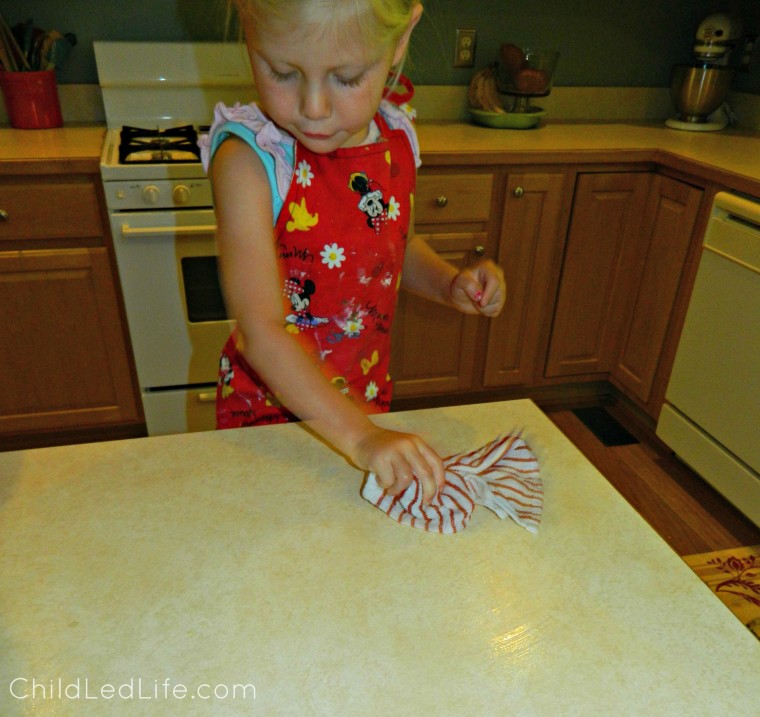 Fun and easy apple pie activity for kids  on ChildLedLife.com